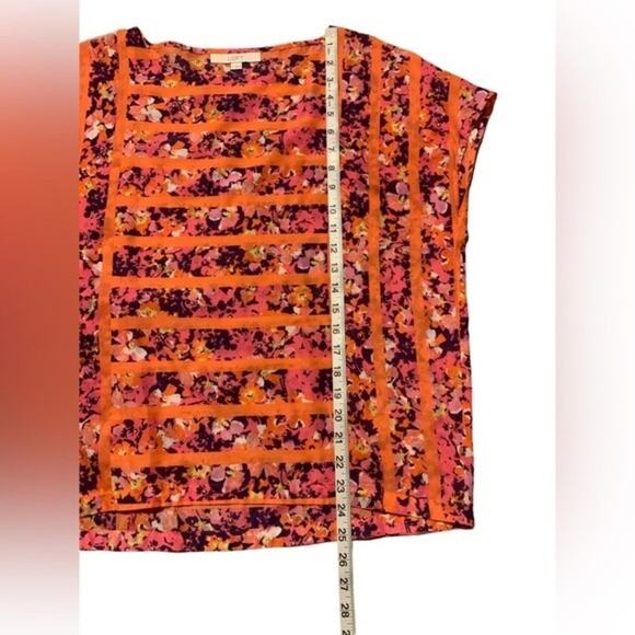 LOFT Woman's Blouse Floral Short Sleeved Multi Colored Size Small - Picture 6 of 6
